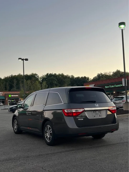 2013 Honda Odyssey - Image 4 of 16
