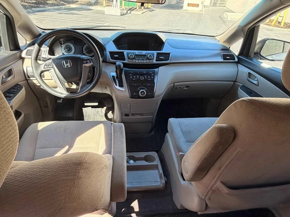 2013 Honda Odyssey - Image 7 of 11