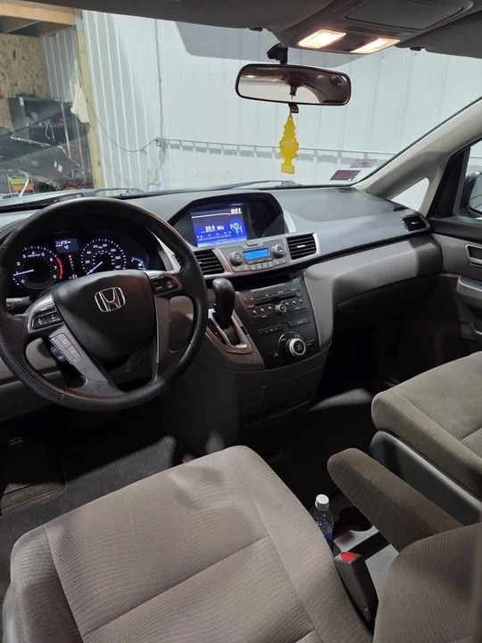2013 Honda Odyssey - Image 6 of 9