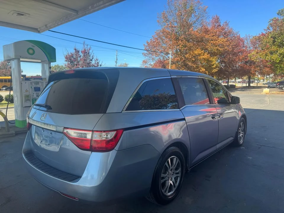 2013 Honda Odyssey - Image 3 of 11