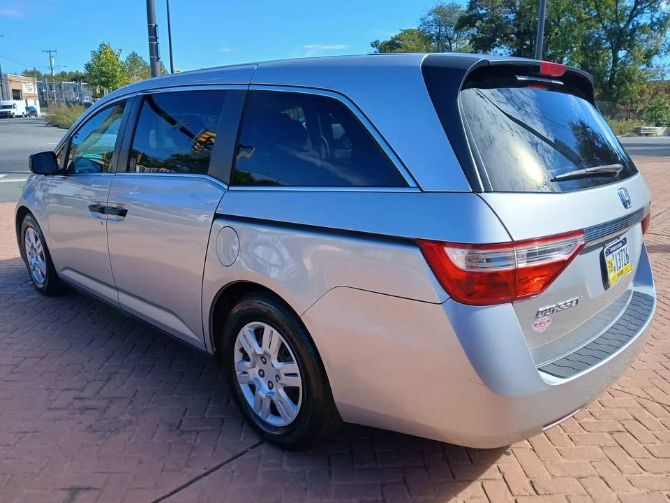 2013 Honda Odyssey - Image 4 of 7