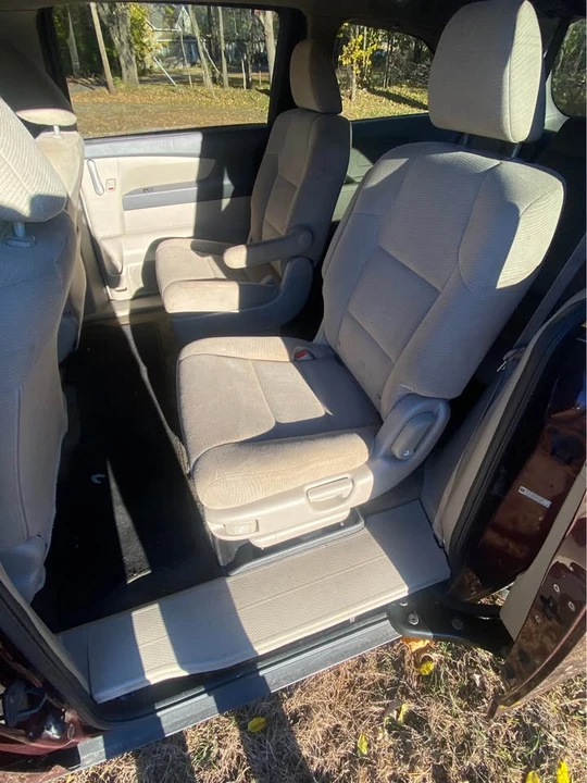 2013 Honda Odyssey - Image 4 of 8