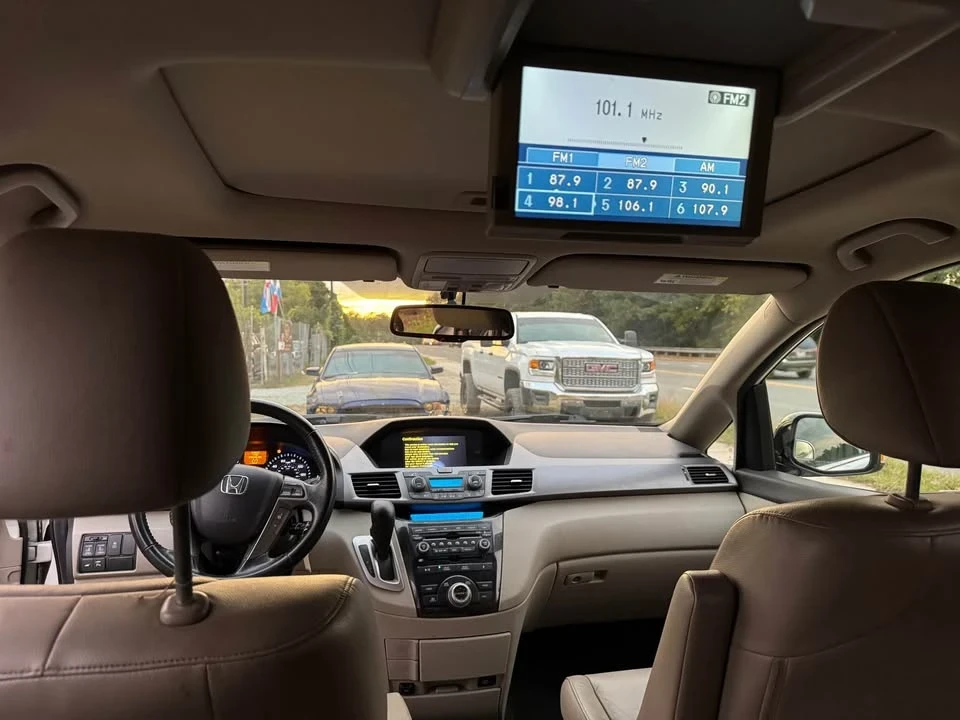 2013 Honda Odyssey - Image 9 of 13