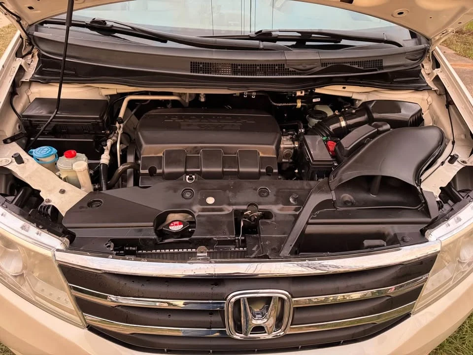 2013 Honda Odyssey - Image 2 of 13