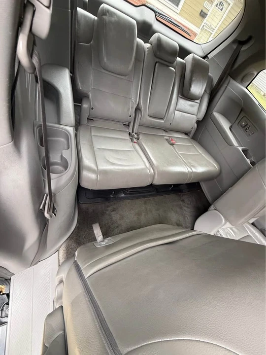 2013 Honda Odyssey - Image 9 of 16