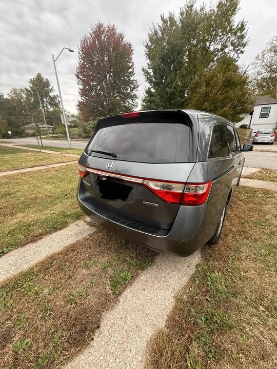 2013 Honda Odyssey - Image 3 of 16