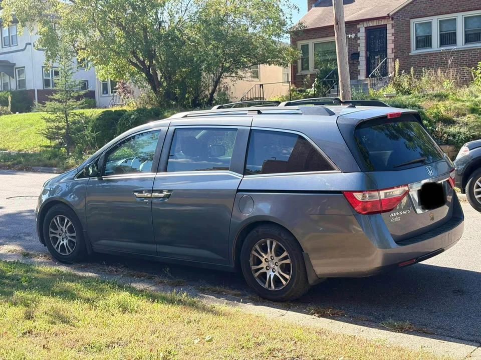 2013 Honda Odyssey - Image 3 of 7