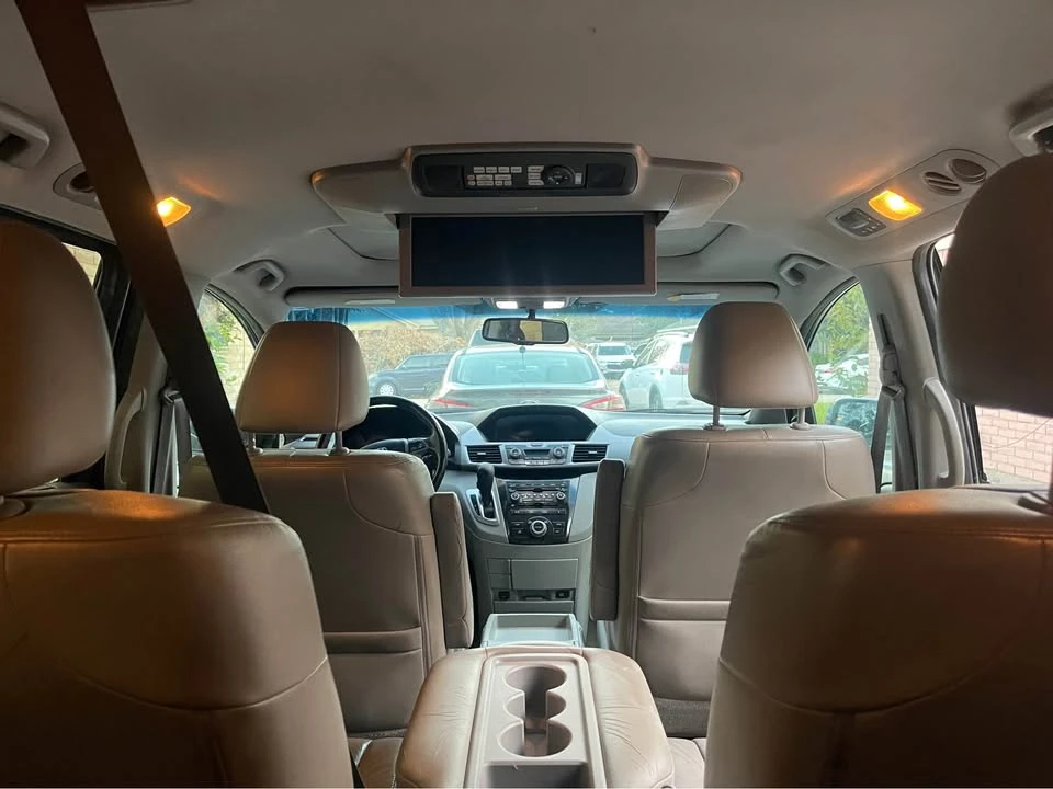 2013 Honda Odyssey - Image 11 of 12