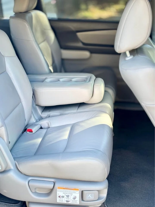 2013 Honda Odyssey - Image 9 of 16