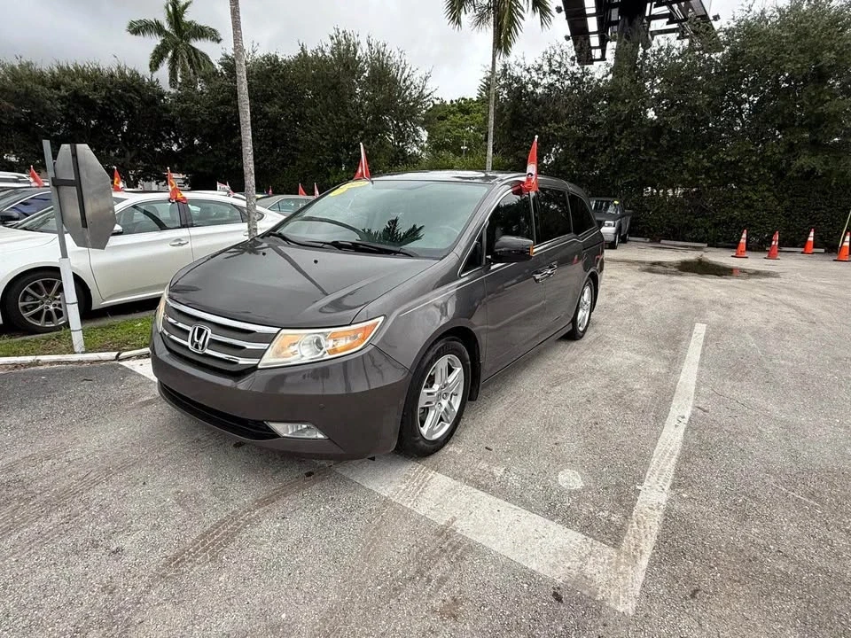 2013 Honda Odyssey - Image 3 of 18