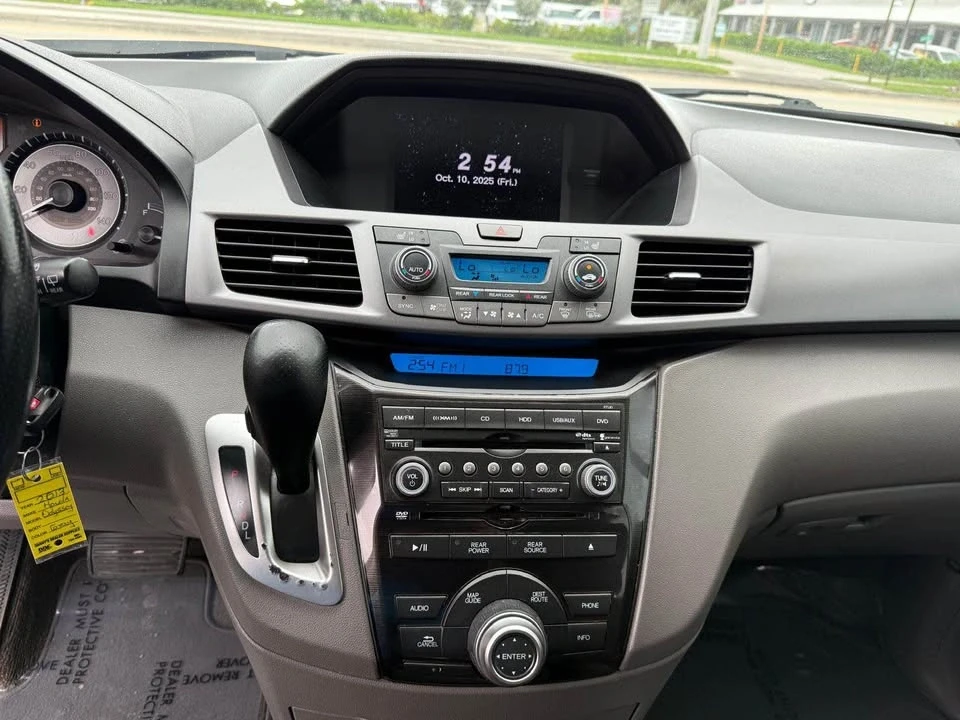 2013 Honda Odyssey - Image 12 of 18