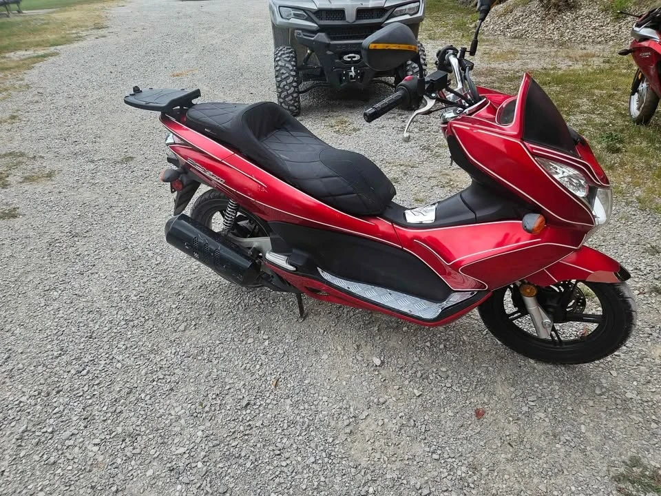 2013 Honda Mopeds - Image 2 of 5