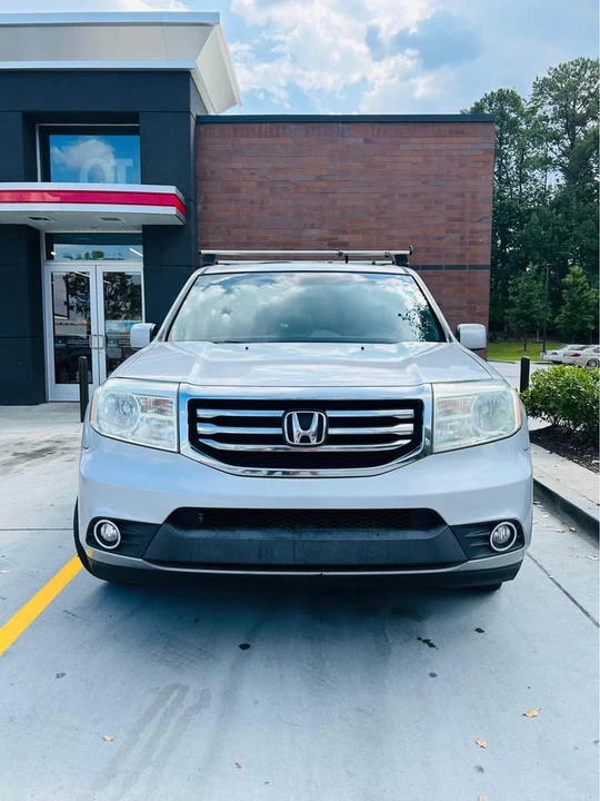 2013 Honda Pilot 2nd Gen - Image 2 of 9