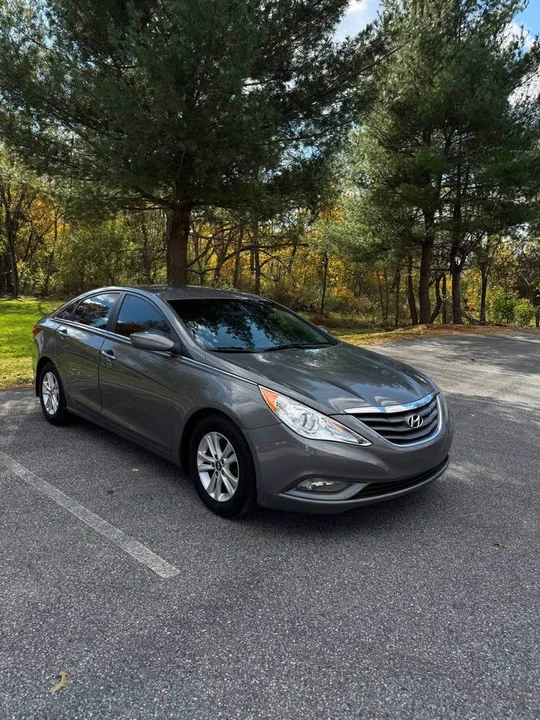 2013 Hyundai Sonata - Image 4 of 18