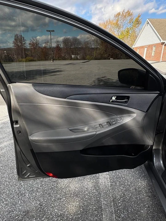 2013 Hyundai Sonata - Image 13 of 18