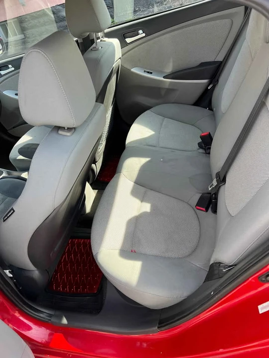 2013 Hyundai Accent - Image 8 of 13