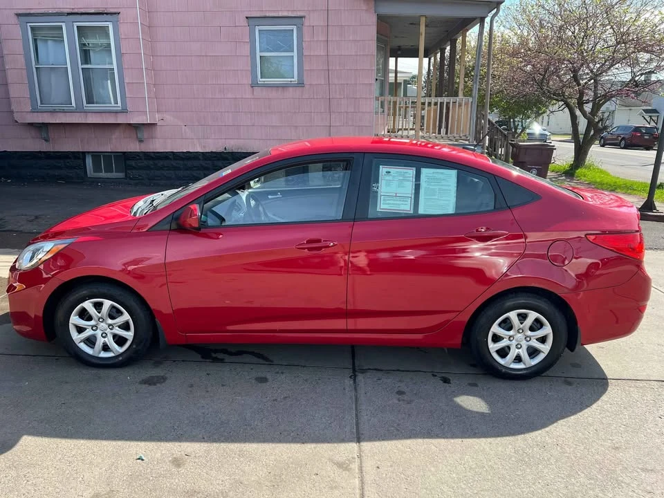 2013 Hyundai Accent - Image 3 of 13