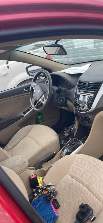2013 Hyundai Accent - Image 5 of 5