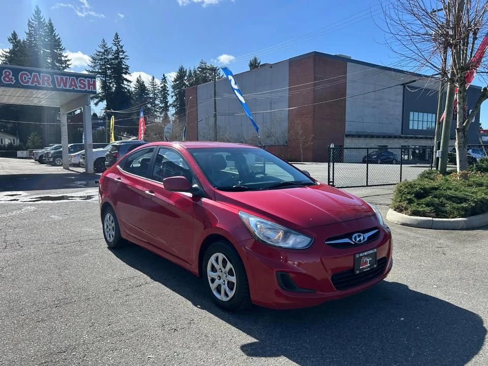 2013 Hyundai Accent - Image 3 of 17