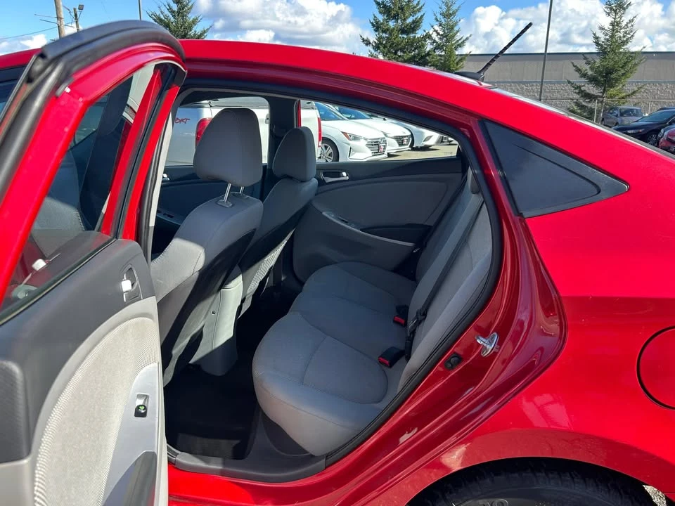 2013 Hyundai Accent - Image 10 of 17