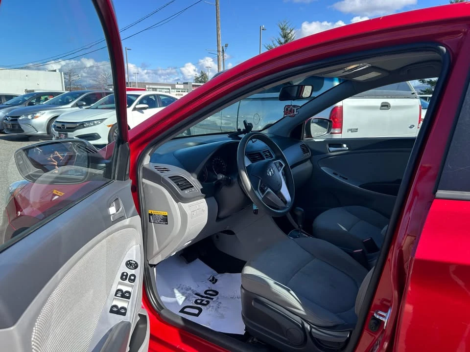 2013 Hyundai Accent - Image 11 of 17