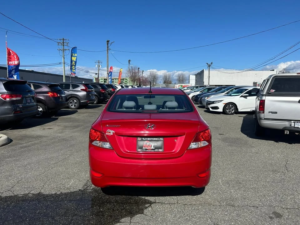 2013 Hyundai Accent - Image 5 of 17