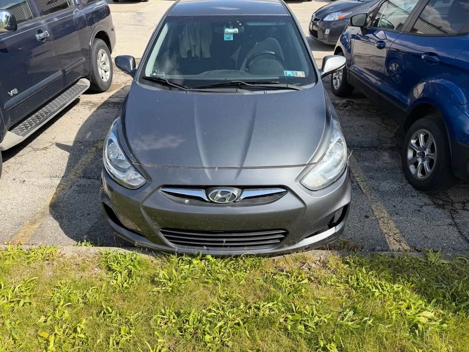 2013 Hyundai Accent - Image 10 of 10