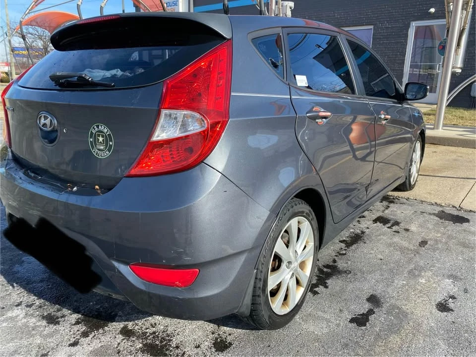 2013 Hyundai Accent - Image 3 of 10