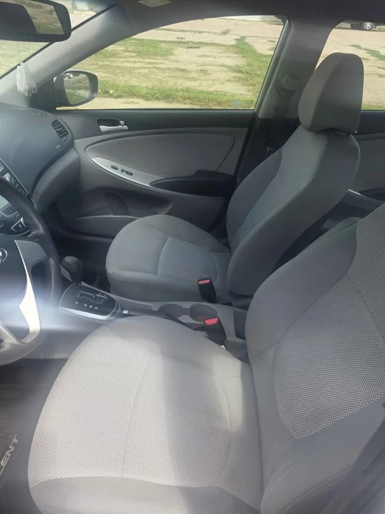 2013 Hyundai Accent - Image 4 of 7