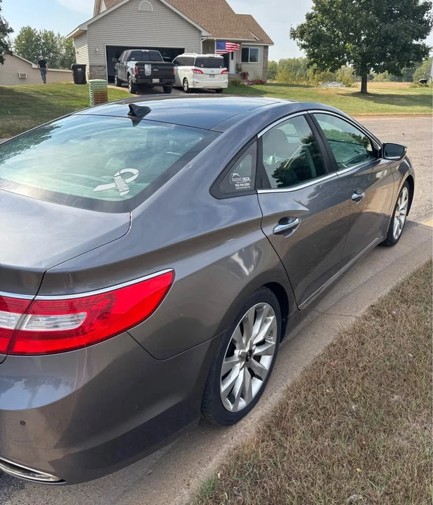 2013 Hyundai Azera - Image 2 of 7