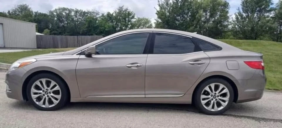 2013 Hyundai Azera - Image 5 of 10