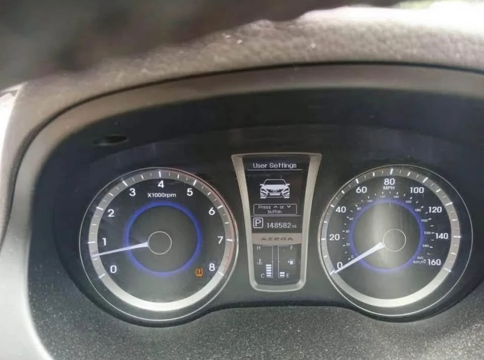 2013 Hyundai Azera - Image 7 of 10