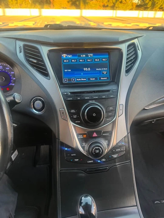 2013 Hyundai Azera - Image 9 of 10