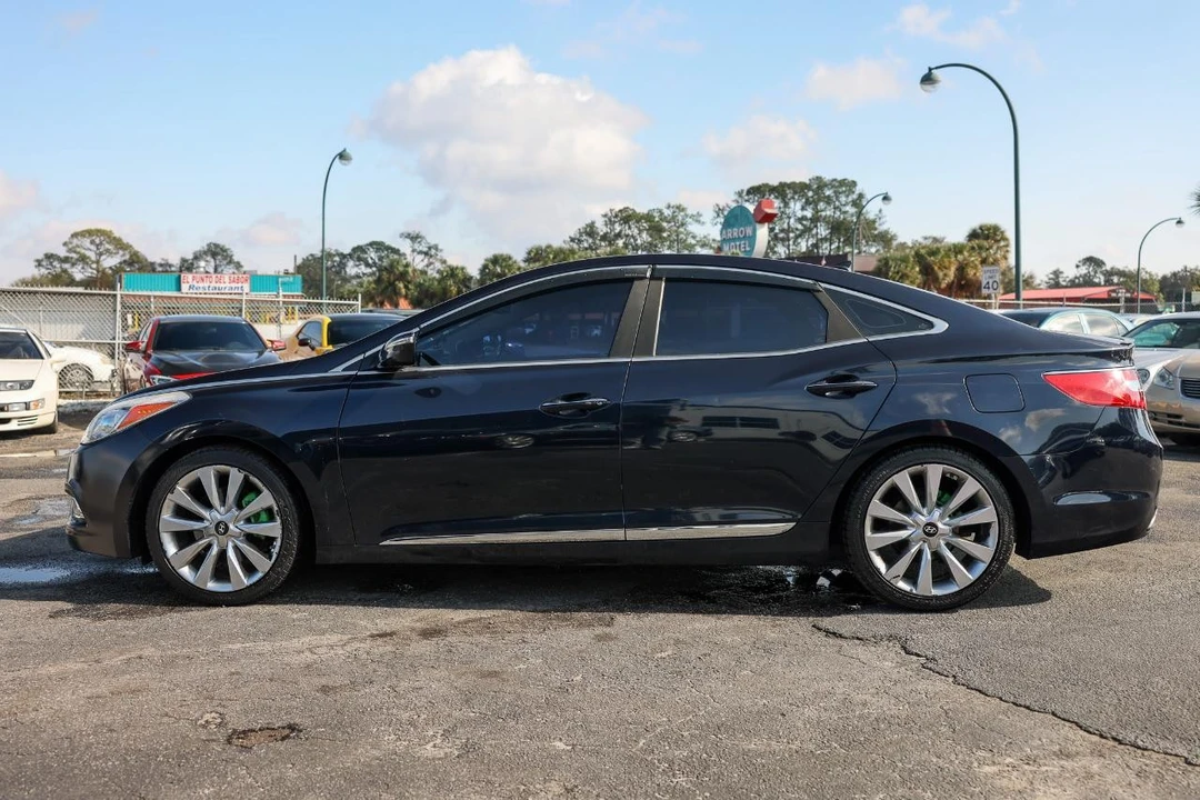 2013 Hyundai Azera - Image 3 of 21
