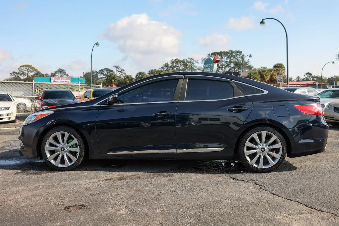 2013 Hyundai Azera - Image 3 of 12