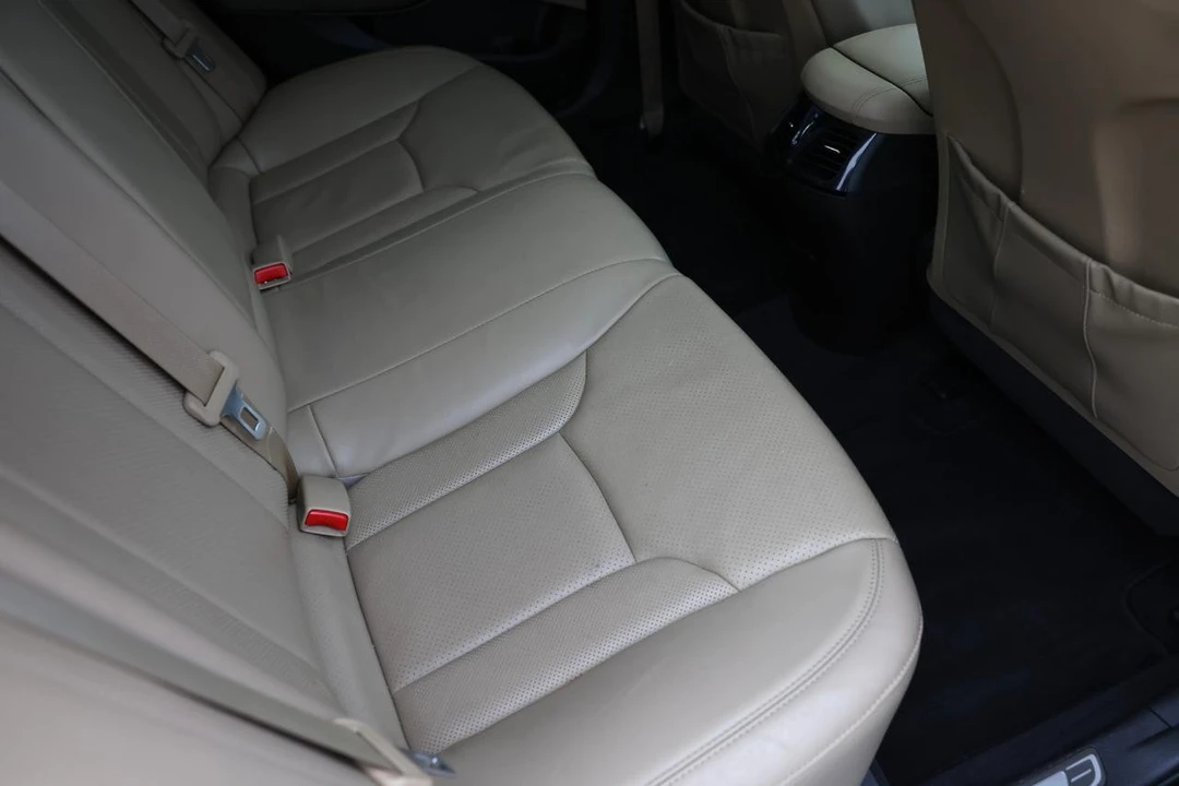 2013 Hyundai Azera - Image 12 of 21