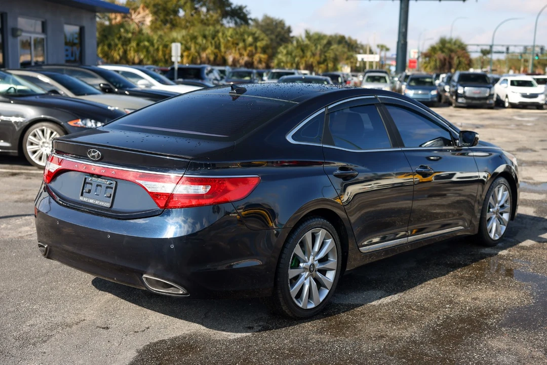 2013 Hyundai Azera - Image 11 of 12