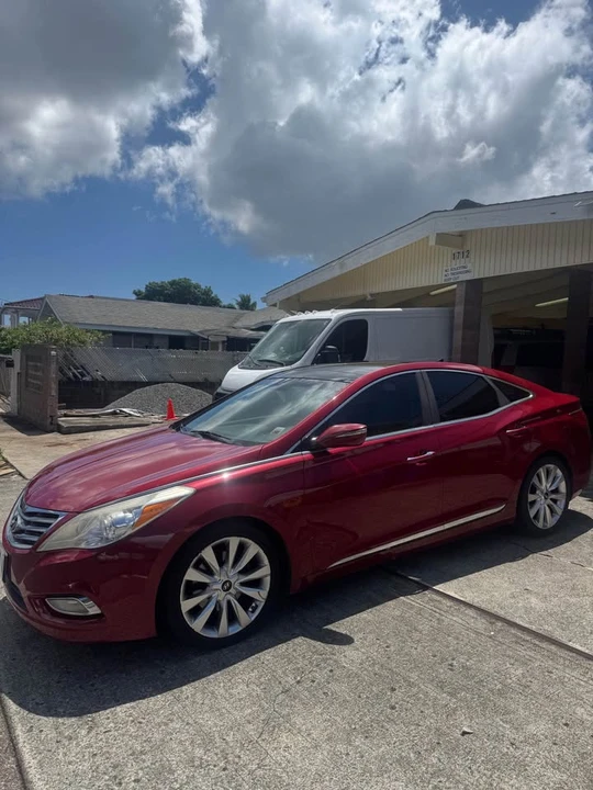 2013 Hyundai Azera - Image 2 of 10