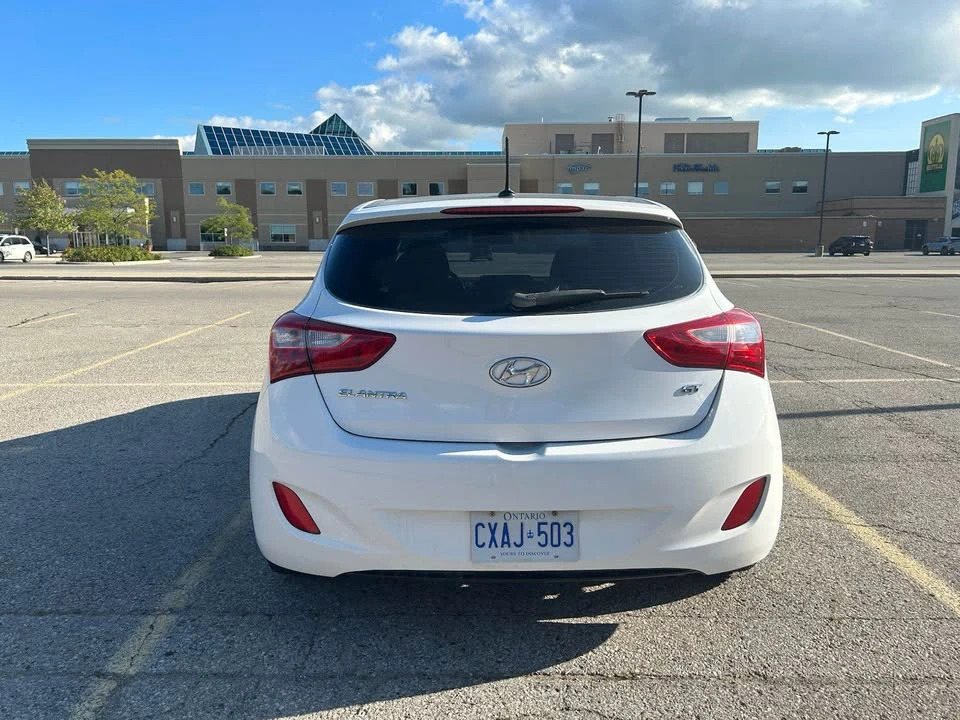 2013 Hyundai Elantra - Image 4 of 11