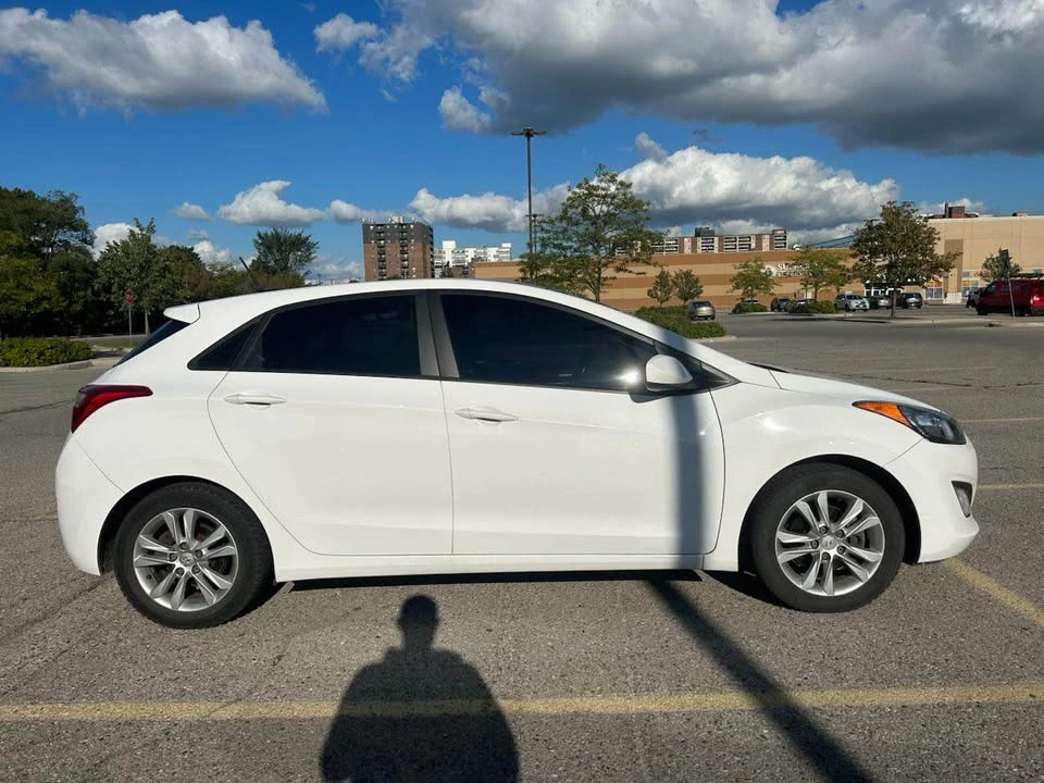 2013 Hyundai Elantra - Image 5 of 11