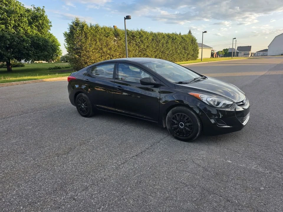 2013 Hyundai Elantra - Image 7 of 12