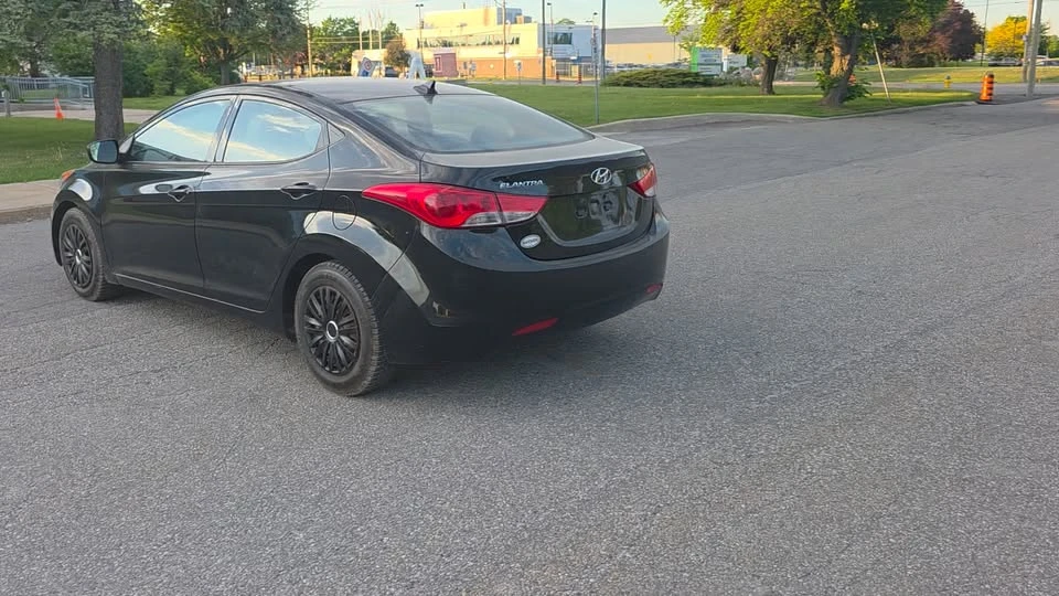 2013 Hyundai Elantra - Image 12 of 12