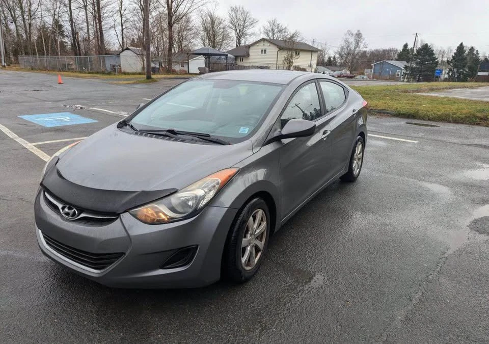 2013 Hyundai Elantra - Image 4 of 14