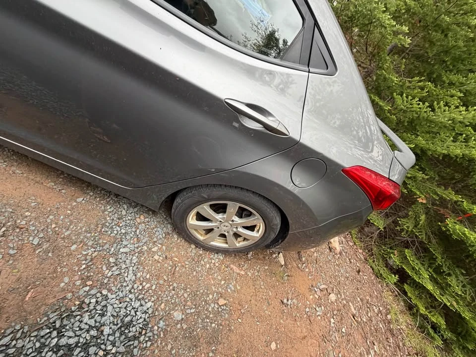 2013 Hyundai Elantra - Image 11 of 14