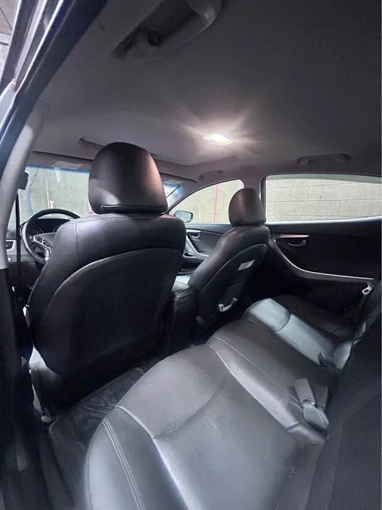 2013 Hyundai Elantra - Image 8 of 12