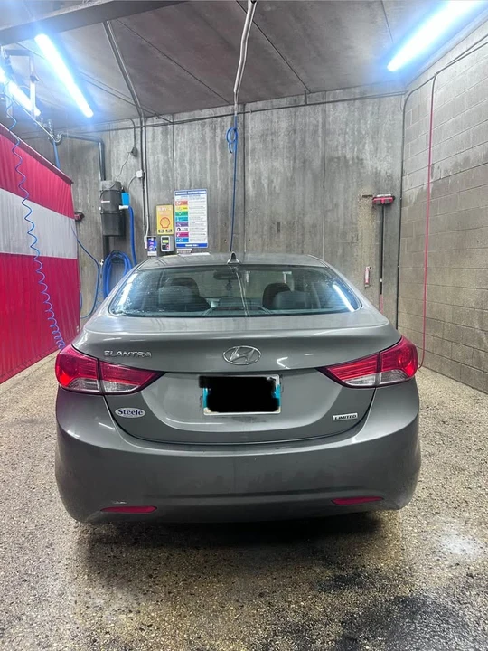 2013 Hyundai Elantra - Image 4 of 12