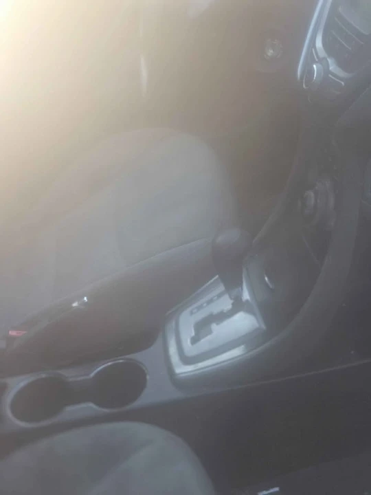 2013 Hyundai Elantra - Image 4 of 10