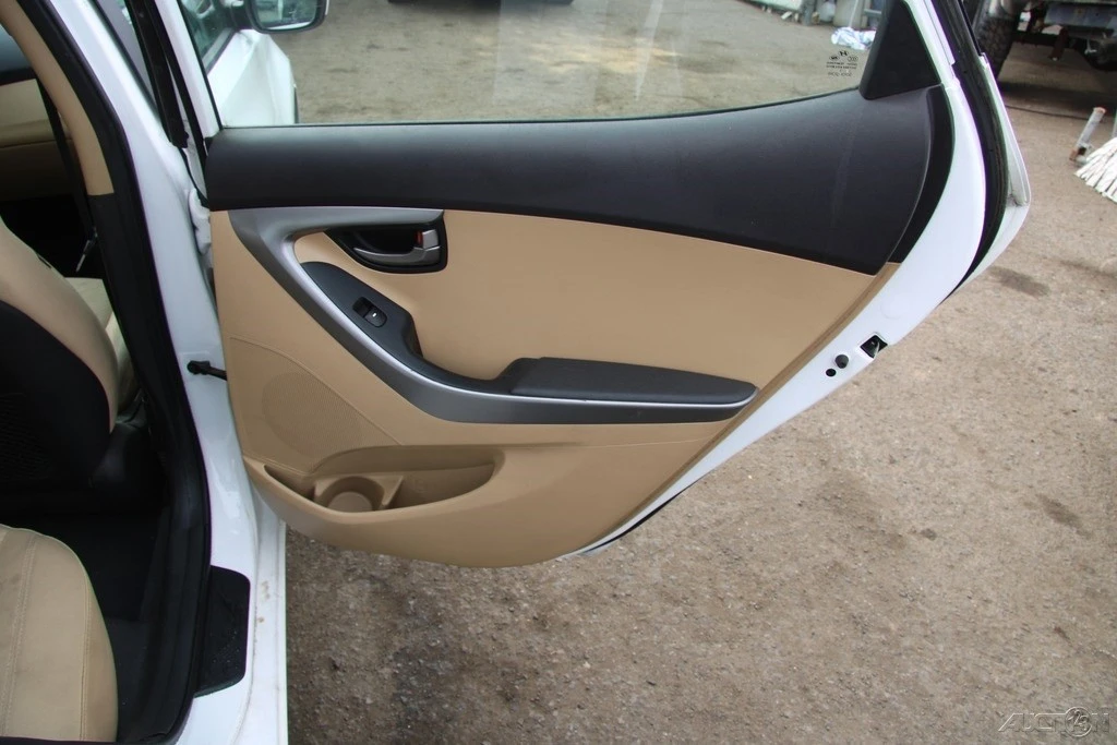 2013 Hyundai Elantra - Image 21 of 21