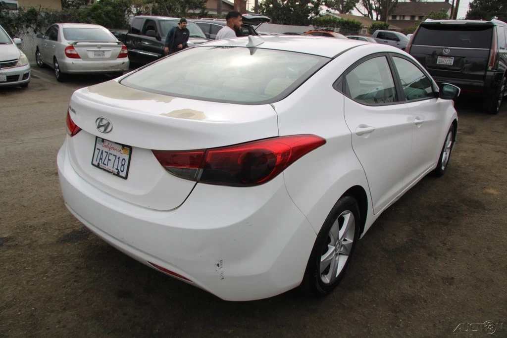 2013 Hyundai Elantra - Image 6 of 21