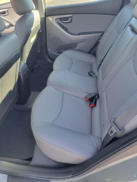 2013 Hyundai Elantra - Image 5 of 13